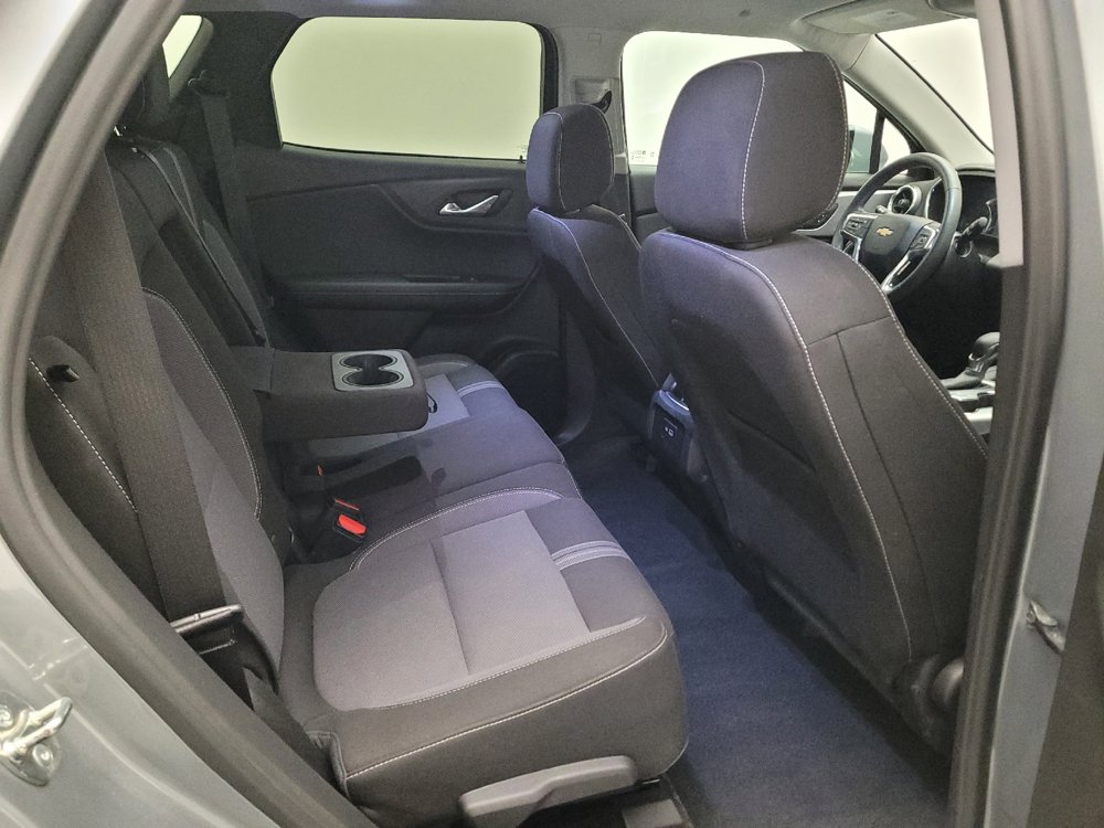 Used 2025 Chevrolet Blazer LT FWD image 19