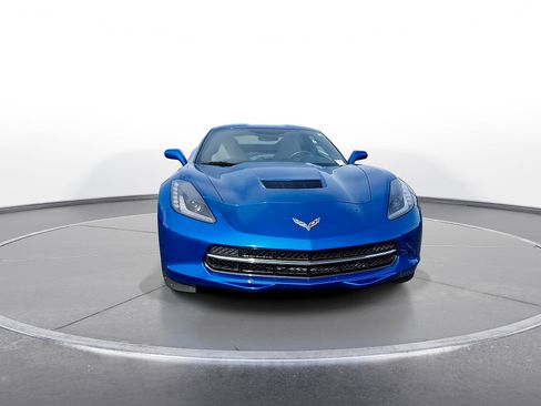 Used 2016 Chevrolet Corvette Stingray Coupe RWD image 3