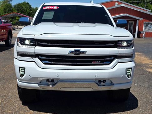 Used 2018 Chevrolet Silverado 1500 LTZ Z71 w/ LTZ Plus Package AWD/4WD image 7