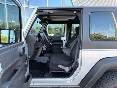 Used 2010 Jeep Wrangler Sport AWD/4WD image 7