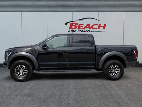 Used 2018 Ford F150 Raptor w/ Equipment Group 802A Luxury image 9