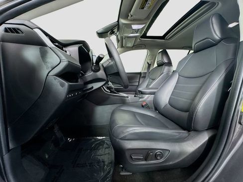 Used 2023 Toyota RAV4 XLE Premium AWD/4WD image 18