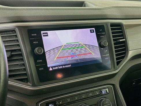 Used 2019 Volkswagen Atlas SE w/ Panoramic Sunroof Package AWD/4WD image 18