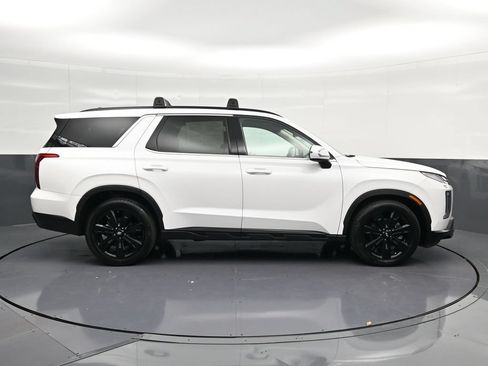 Used 2024 Hyundai Palisade XRT FWD image 4