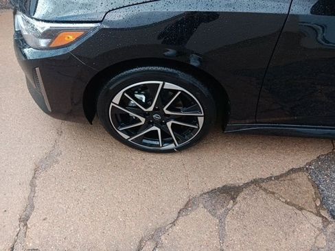 New 2025 Nissan Sentra SR image 35