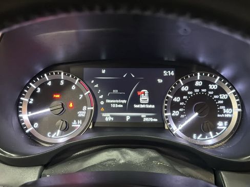 Used 2023 Toyota Highlander XLE AWD/4WD image 14