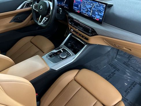 Used 2025 BMW M440i Coupe w/ Premium Package image 15