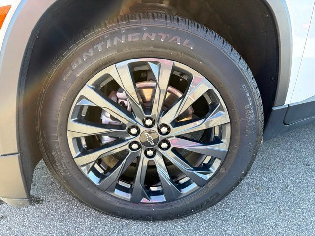 Certified 2023 Chevrolet Traverse RS AWD/4WD image 9