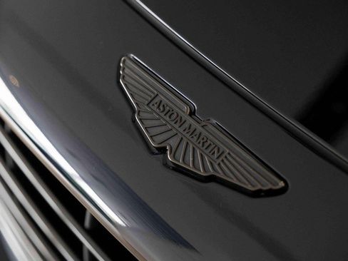 New 2025 Aston Martin DB12 Coupe image 18