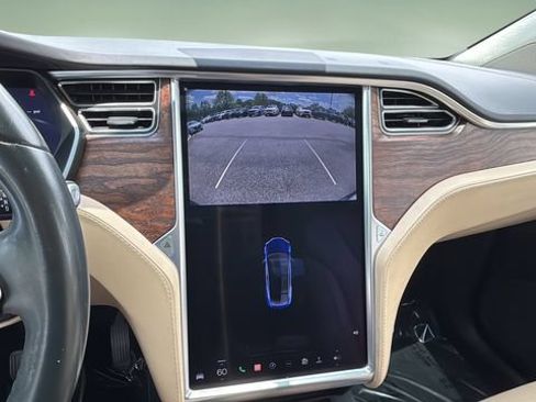 Used 2017 Tesla Model X 90D AWD/4WD image 27