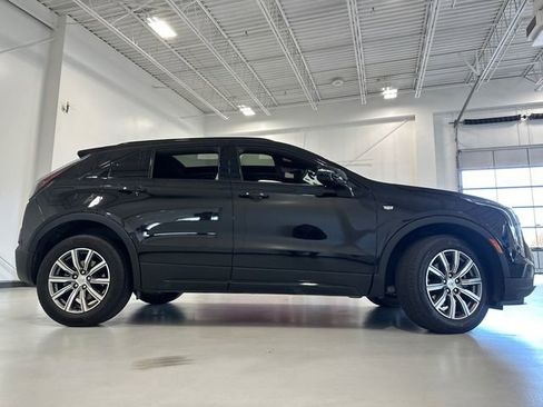 Used 2023 Cadillac XT4 Sport image 4