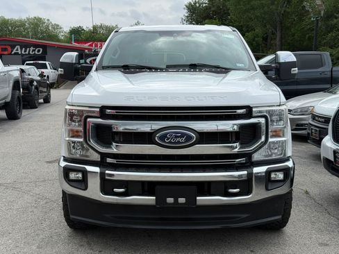 Used 2021 Ford F350 XLT w/ XLT Premium Package AWD/4WD image 2