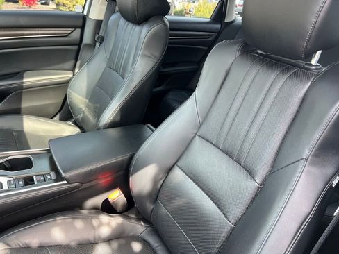 Used 2018 Honda Accord EX-L image 14