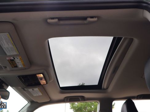 Used 2022 Toyota 4Runner Limited AWD/4WD image 27