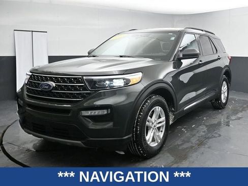 Used 2023 Ford Explorer XLT w/ Equipment Group 202A image 5