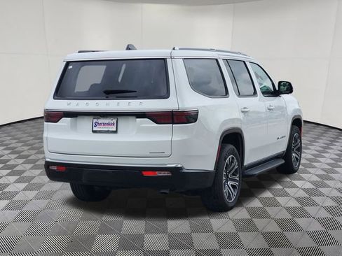 Used 2024 Jeep Wagoneer Series II AWD/4WD image 4