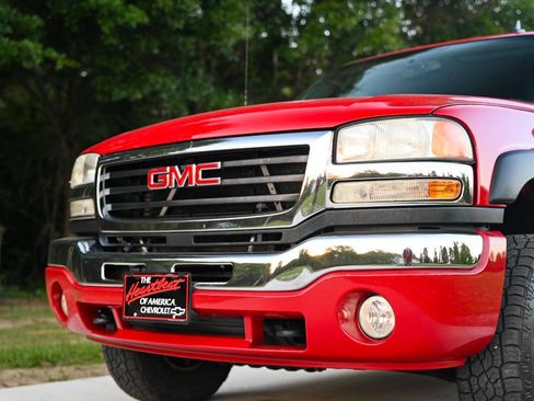 Used 2006 GMC Sierra 2500 SLT w/ Heavy-Duty Power Package AWD/4WD image 20