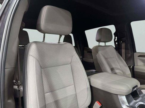 Used 2024 Chevrolet Silverado 1500 LT AWD/4WD image 47