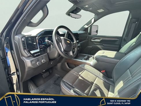 Certified 2024 Chevrolet Silverado 2500 High Country w/ High Country Premium Package AWD/4WD image 15