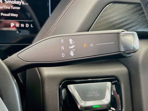 New 2026 GMC Yukon AT4 w/ AT4 Premium Package AWD/4WD image 12