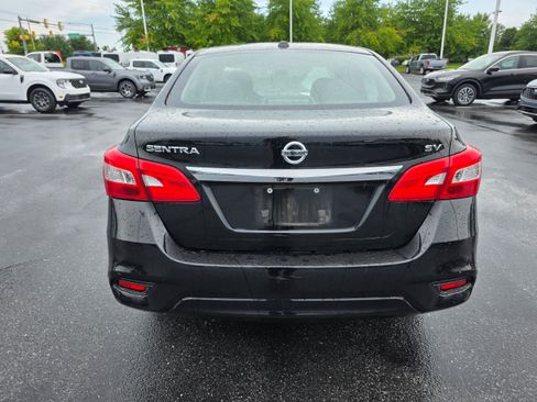 Used 2018 Nissan Sentra SV FWD image 4