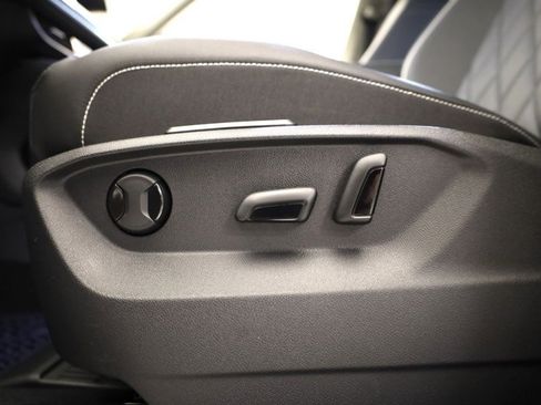 New 2026 Volkswagen Atlas SEL Premium R-Line image 11