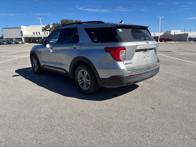 Used 2020 Ford Explorer XLT RWD image 3