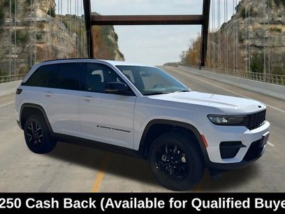 New 2025 Jeep Grand Cherokee Altitude