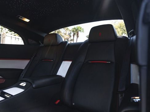 Used 2015 Rolls-Royce Wraith 2dr Coupe image 22
