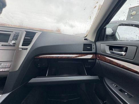 Used 2013 Subaru Legacy 2.5i Limited image 21