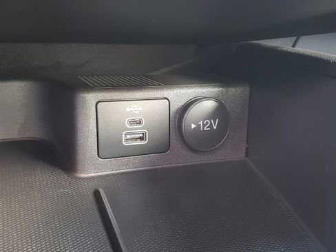Used 2024 Ford Escape ST-Line w/ Tech Pack #1 AWD/4WD image 25