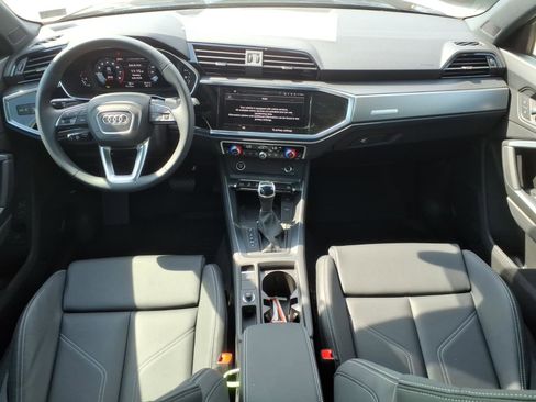 Used 2025 Audi Q3 2.0T Premium w/ Convenience Package AWD/4WD image 11