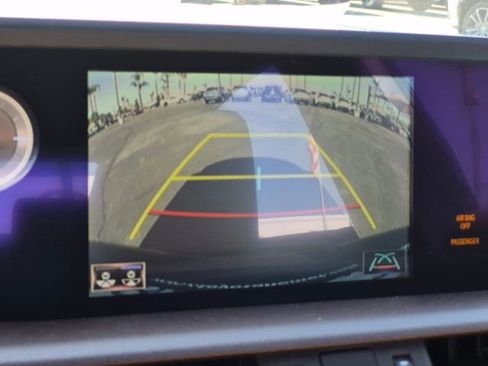 Used 2021 Lexus ES 300h w/ Accessory Package image 13