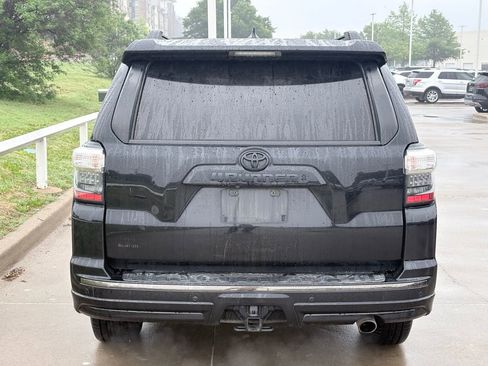Used 2019 Toyota 4Runner Limited image 5
