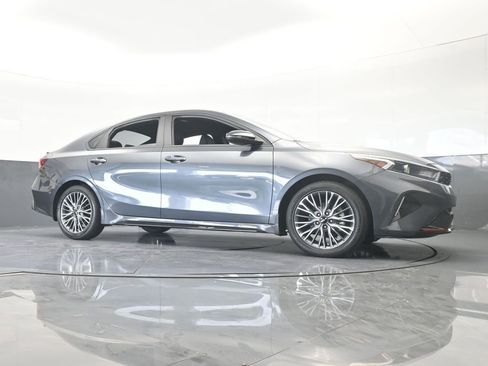 Used 2023 Kia Forte GT-Line image 54