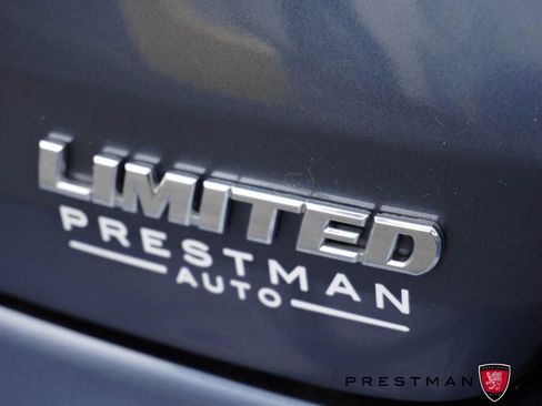 Used 2018 Toyota Highlander Limited Platinum AWD/4WD image 8