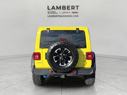 Used 2024 Jeep Wrangler Unlimited Rubicon 4xe w/ Technology Group AWD/4WD image 21
