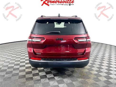 New 2025 Jeep Grand Cherokee L Altitude image 6