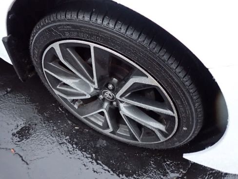 Used 2020 Toyota Corolla SE image 11