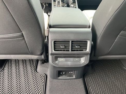 New 2026 Volkswagen Atlas Cross Sport SEL Premium R-Line image 16