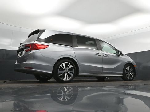 Used 2023 Honda Odyssey Touring image 44
