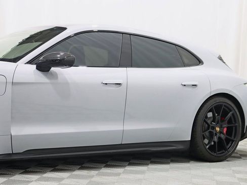 Used 2024 Porsche Taycan GTS image 4