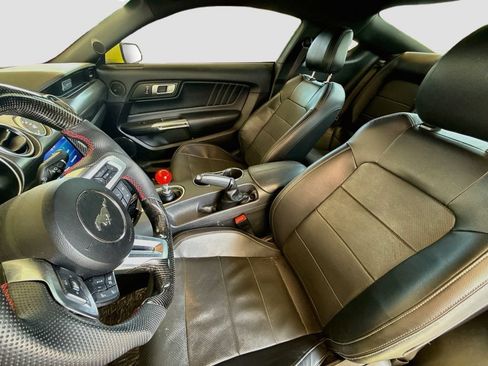 Used 2021 Ford Mustang GT Premium w/ GT Performance Package RWD image 22