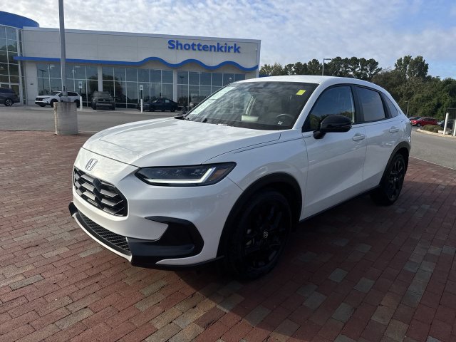 Certified 2024 Honda HR-V Sport image 1
