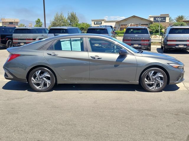 Certified 2025 Hyundai Elantra SEL FWD image 34