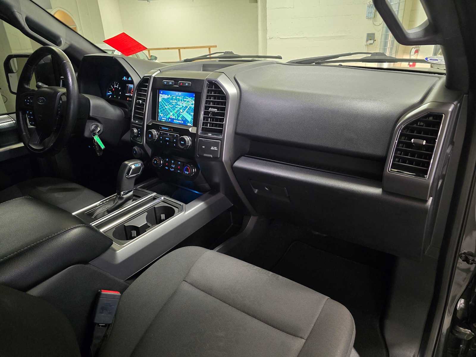 Used 2019 Ford F150 XLT w/ Equipment Group 302A Luxury AWD/4WD image 10