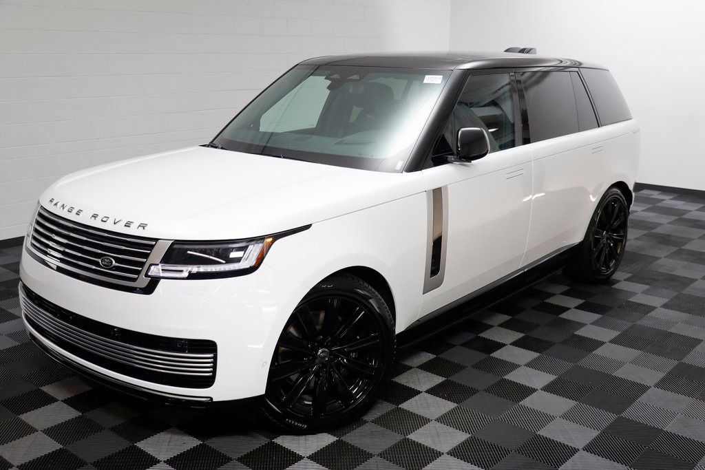 New 2025 Land Rover Range Rover SV AWD/4WD image 4