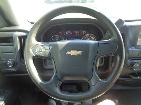 Used 2018 Chevrolet Silverado 1500 W/T w/ Trailering Package AWD/4WD image 13
