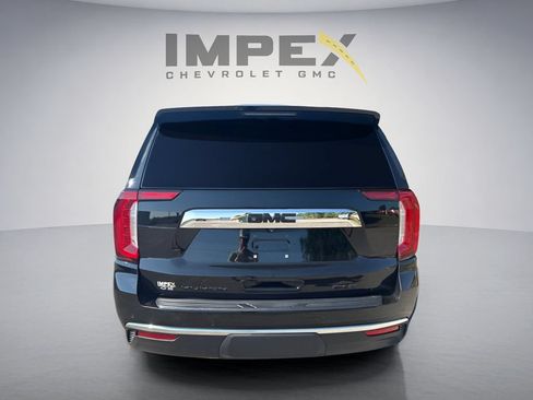 Used 2021 GMC Yukon SLT w/ SLT Premium Package AWD/4WD image 4