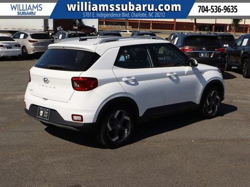 Used 2023 Hyundai Venue SEL w/ Cargo Package FWD image 8
